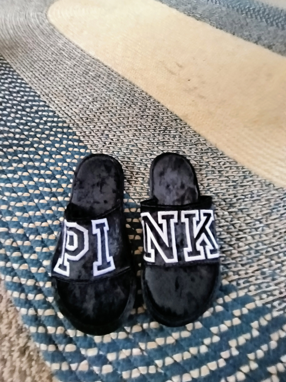 PINK Black Velvet Slide Sandals Size 7/8